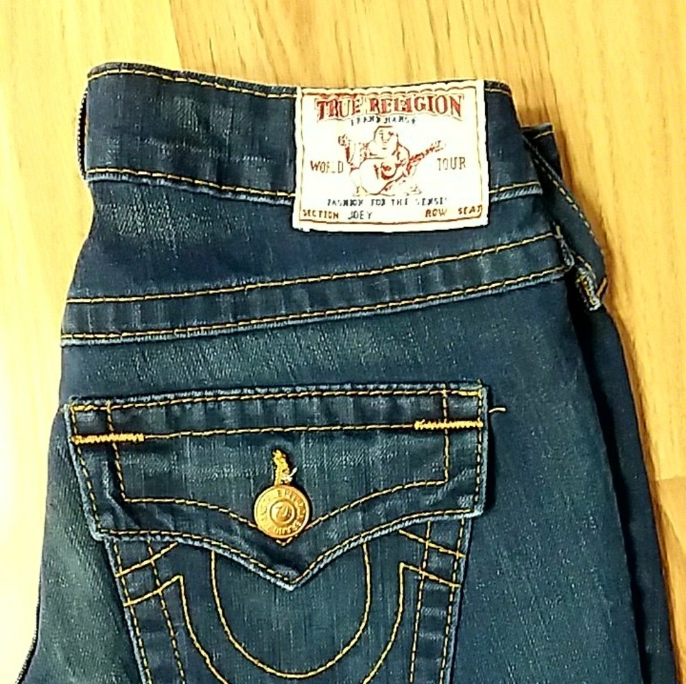 AUTHENTIC NWOT TRUE RELIGION JEANS
